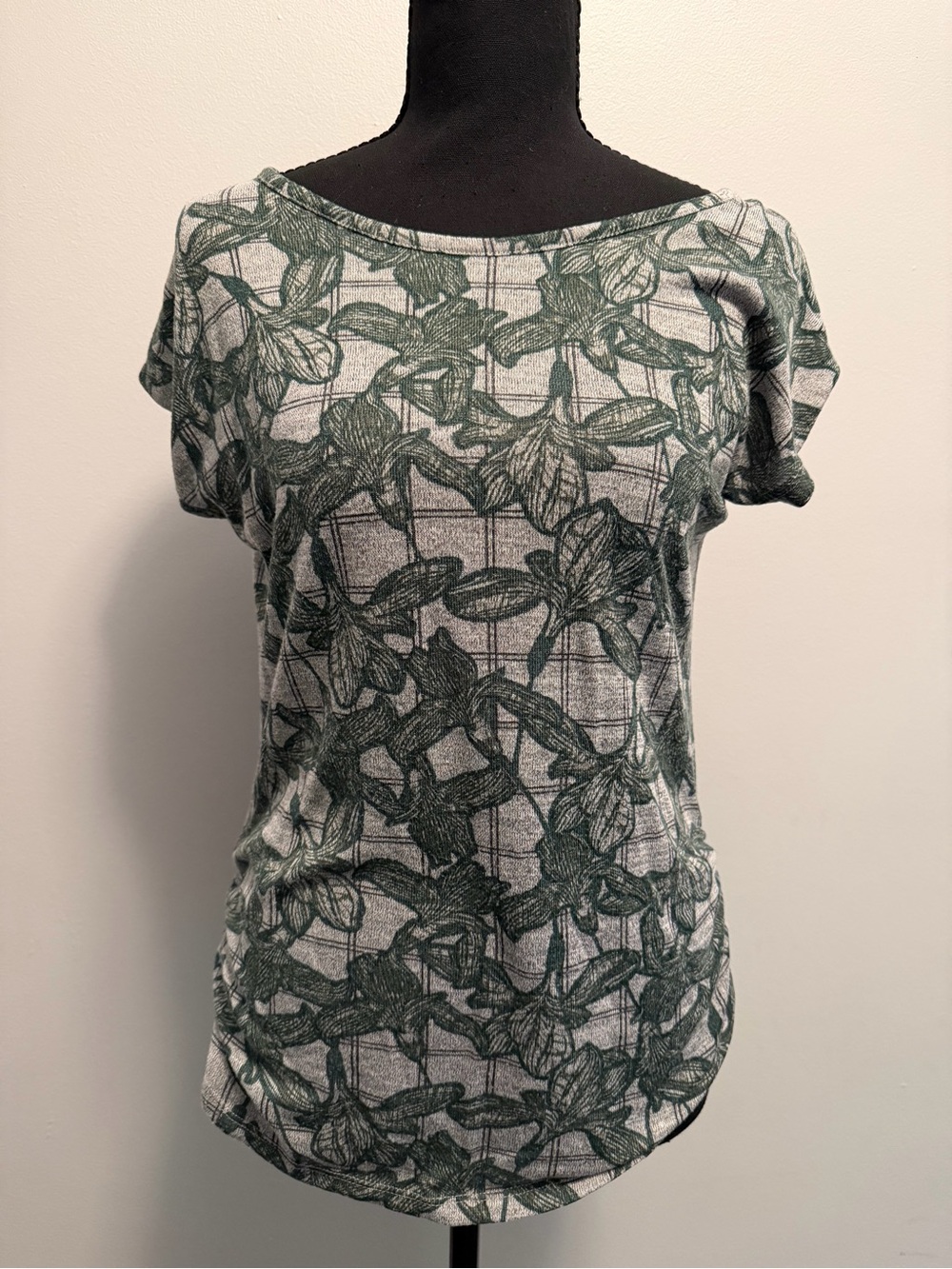Laura Scott Green Floral-Print Short Sleeve Top